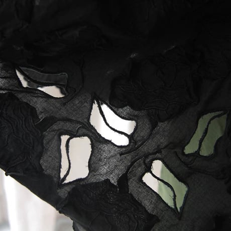 TOWAVASE Camille blouse (black)