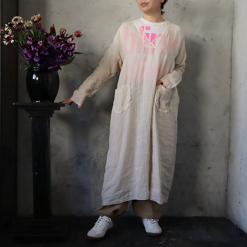 TOWAVASE Leavers dress (beige) | nii-B | WEBSHOP