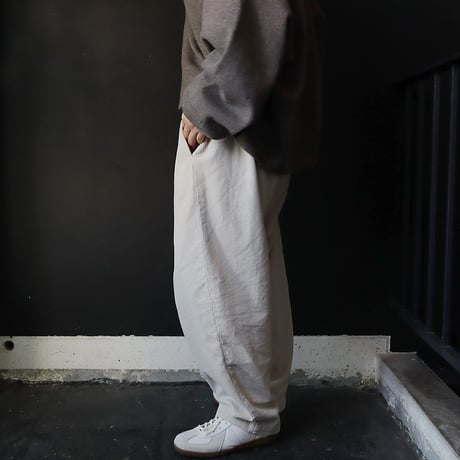 NOUVELLES DU PARADIS corduroy pants (ecru)