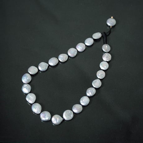 MAISON RUBUS. new moon necklace