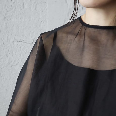 Tabrik  organdy  pullover (black)