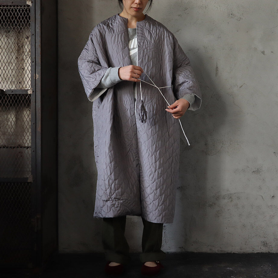TOWAVASE silk quilt robe (gray) | nii-B | WEBSHOP