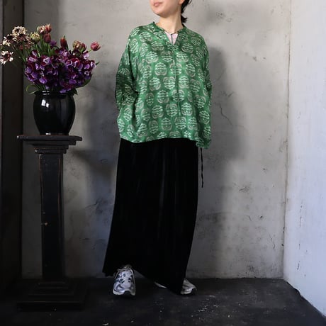 TOWAVASE sarasa silk blouse charlotte (mossgreen)