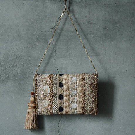 wild rose hips  lacegold bag
