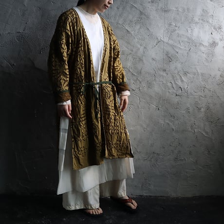 saruche hand cutwork long jacket (dark chai)