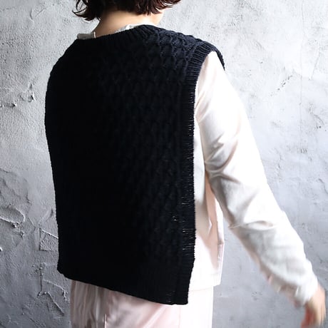 chiihao x nii-B  rambouillet vest (black)