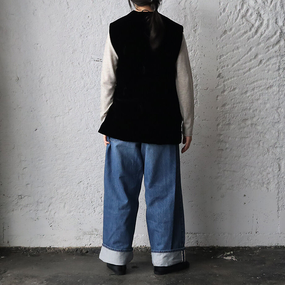 TOWAVASE La zabu vest jacket (black) | nii-B | TOWAVASE La zabu vest jacket (black) | nii-B |