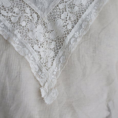 TOWAVASE jon leavers blouse (beige)