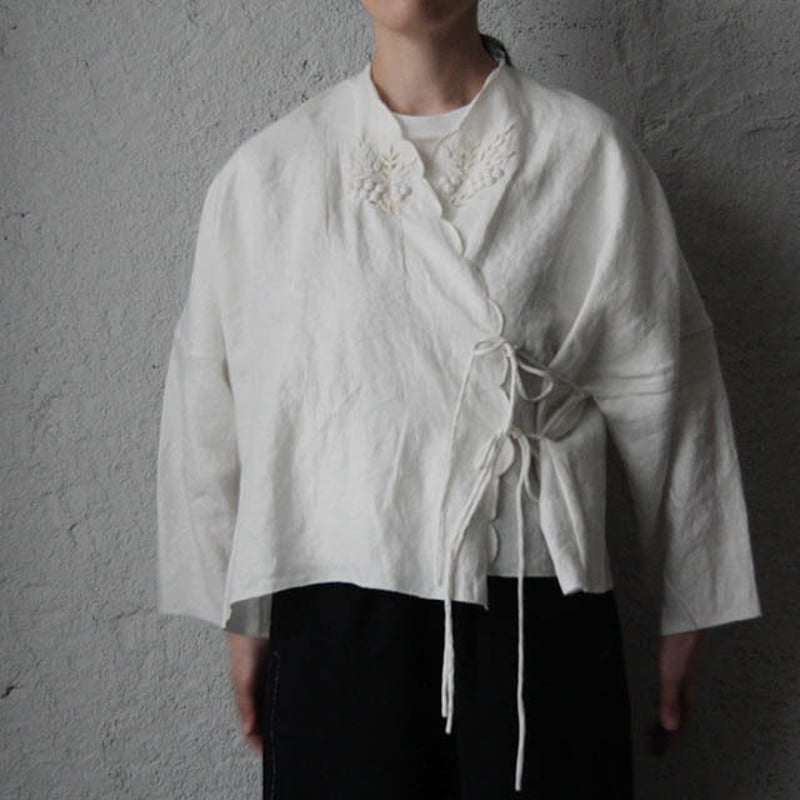 TOWAVASE Bon Voyage blouse (white) | nii-B | WE TOWAVASE Bon Voyage blouse (white) | nii-B | WE