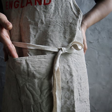 R&D.M.Co-  linen apron (ENGLAND)