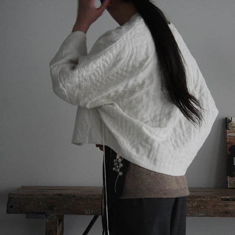 TOWAVASE linen quilt jacket  (white)