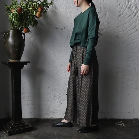 TOWAVASE sarasa silk pants Leo (black)