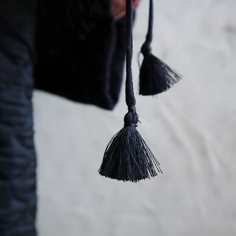 TOWAVASE silk quilt robe (black)