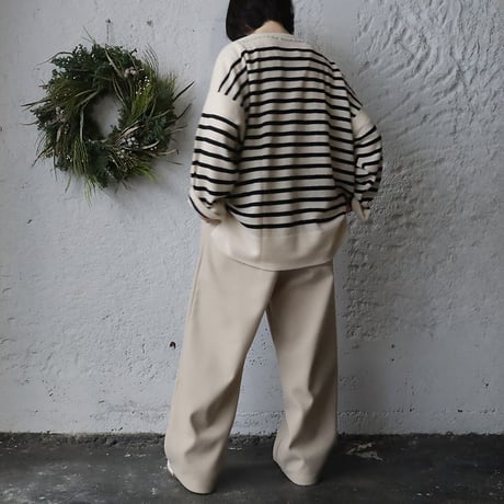 TOWAVASE Basque pullover (ivory x black)