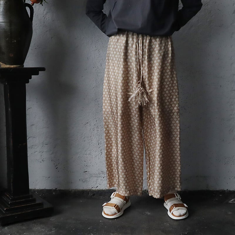 TOWAVASE sarasa silk pants Leo (beige) | nii-B