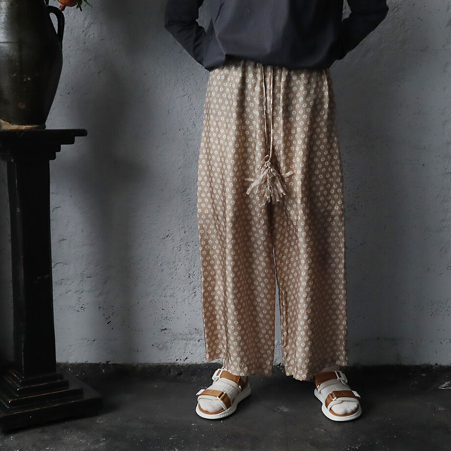 towavase sarasa silkrobe Leo ベージュ TOWAVASE sarasa silk robe Leo (beige) | nii-B |