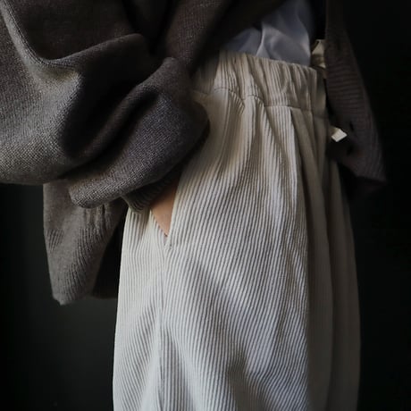 NOUVELLES DU PARADIS corduroy pants (ecru)