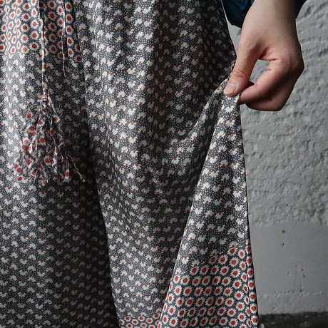 TOWAVASE sarasa silk pants (gray)