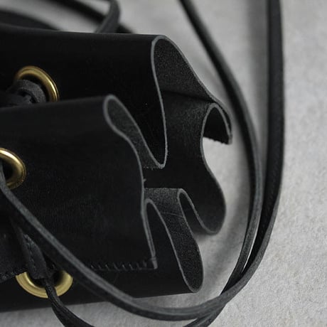 chiihao   round pochette large black