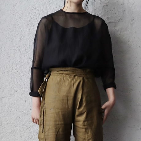 Tabrik  organdy  pullover (black)