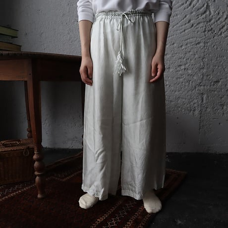 TOWAVASE sarasa silk pants (ivory)