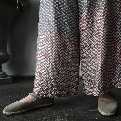 TOWAVASE sarasa silk pants (gray)