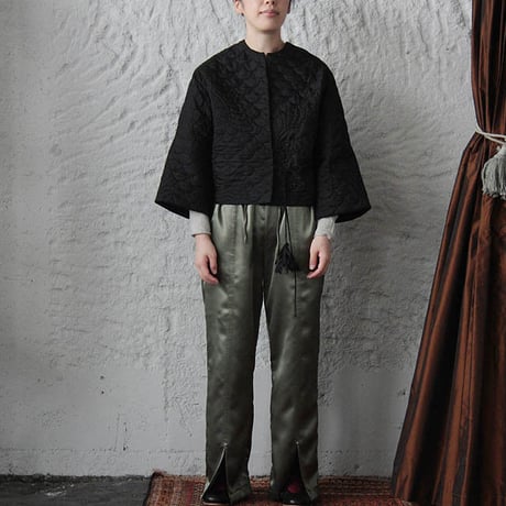 TOWAVASE silk quilt jacket (black)