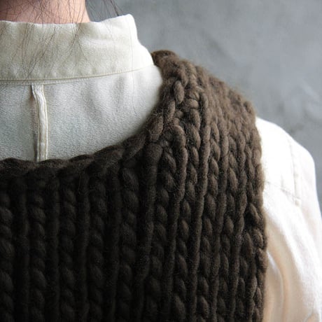 chiihao x nii-B peru vest khaki