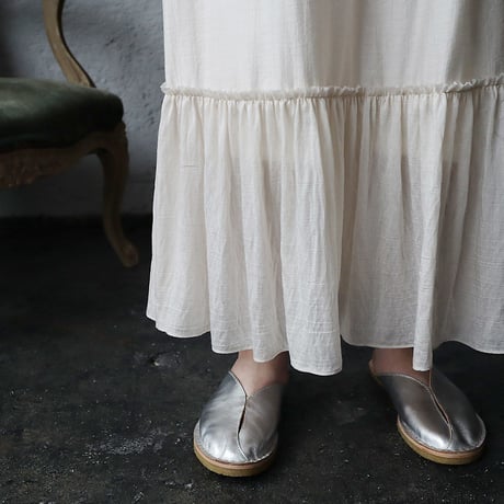 M Tulip leather Slip-on sandals (silver)