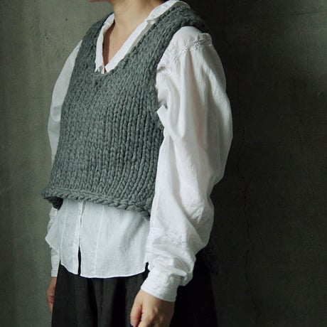 chiihao x nii-B peru vest gray