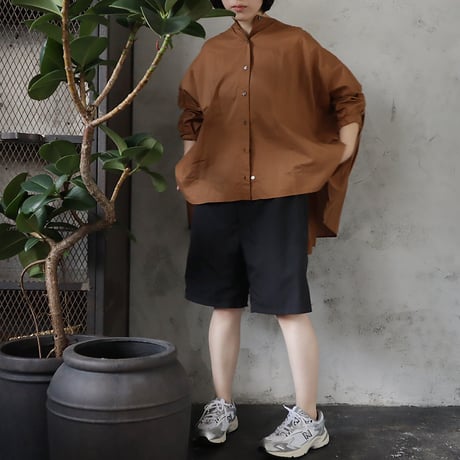 .less back gather blouse (brown)