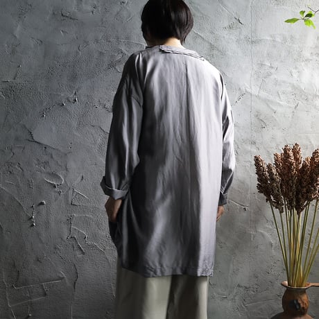 TOWAVASE Volant silk short robe (light gray)