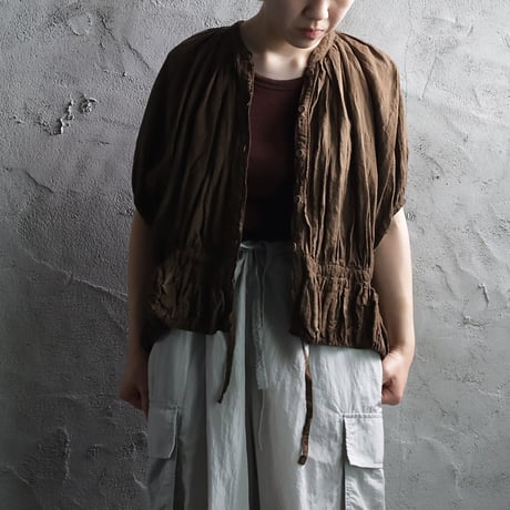 Tabrik linen puff blouse (doro-zome)