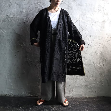 saruche hand cutwork long jacket (black)