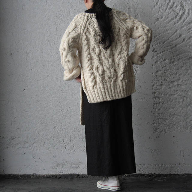 TOWAVASE  Pêcheur タートルネック TOWAVASE ヴォラン タートルネック カシミヤ100% フリル 一本どり – CREER