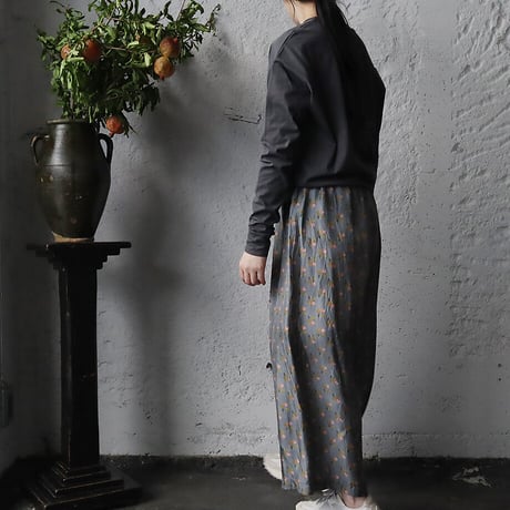TOWAVASE sarasa silk pants Louis (gray)