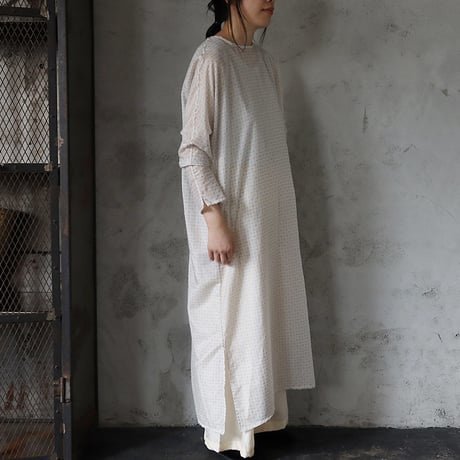 Tabrik  komongara one piece (offwhite)
