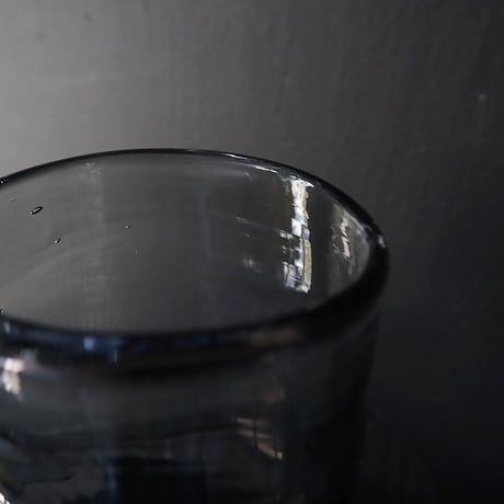 convex flower vase