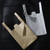 chiihao conveni bag (SS) with tassel gold/silver