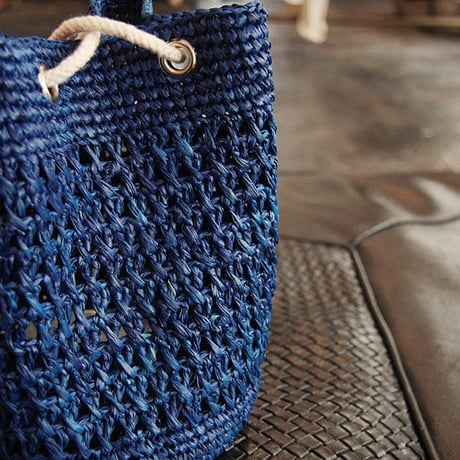 raffia pochette