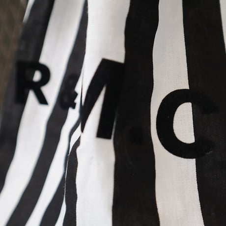 R&D.M.Co- deck-chair stripe drawstring bag(black)