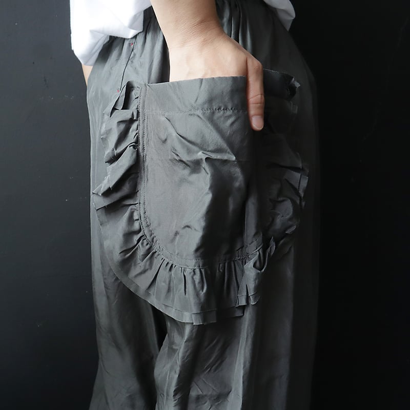 TOWAVASE Volant silk pants (darkgray) | nii-B |