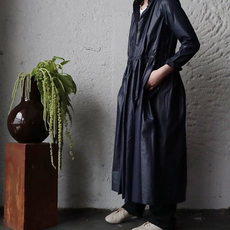 R&D.M.Co- thin cloth front open dress (navy)