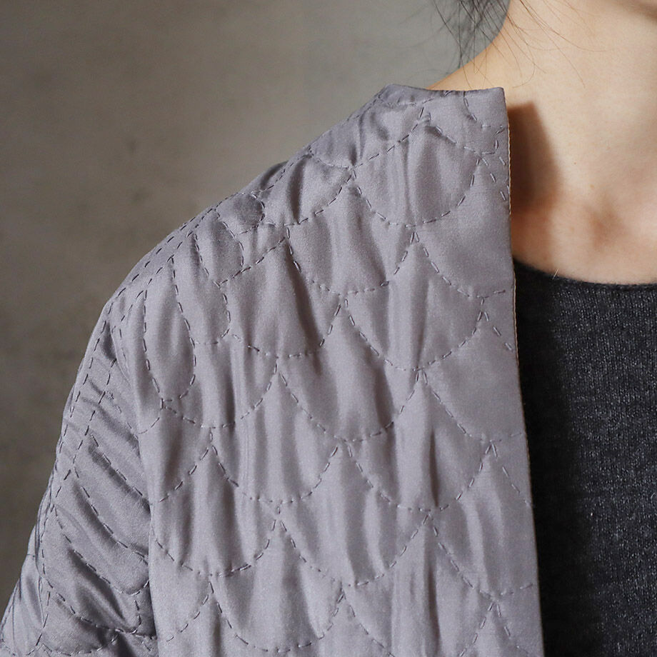 未使用 TOWAVASE シルクキルトローブ 10周年限定プレミアムカラー TOWAVASE silk quilt robe (gray) | nii-B | WEBSHOP
