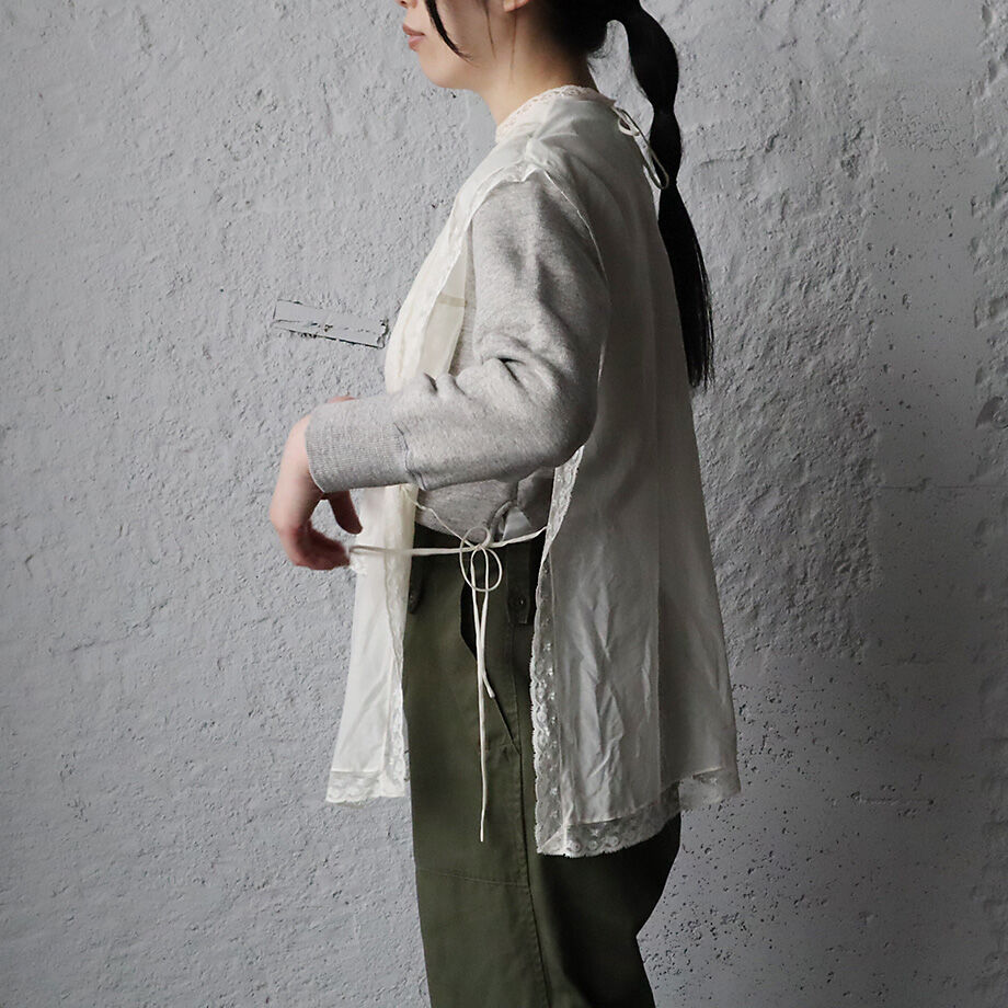 TOWAVASE Leavers tablier (ivory) | nii-B | WEBSHOP