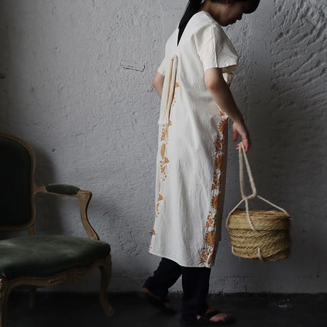pips hand embroidered dress
