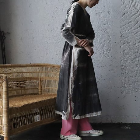 Funatabi atelier kurta dress (Sumi dye)