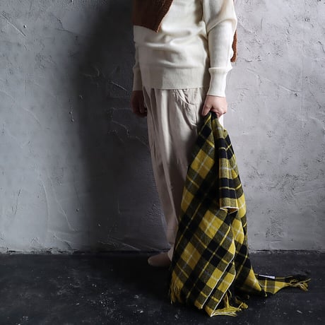R&D.M.Co-  wool blanket  (yellow x black check)