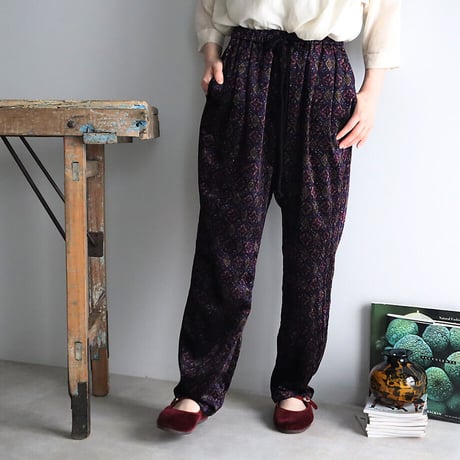 .less velvet tapered pants (purple)