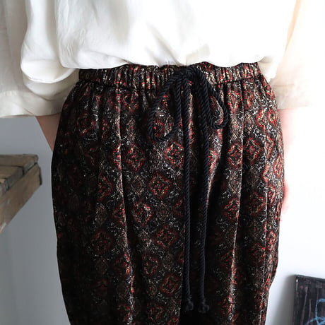 .less velvet tapered pants (brown)
